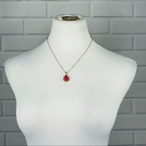 10/$25🦋 T&J Designs Pink Druzy Pendant Necklace - Picture 2 of 5